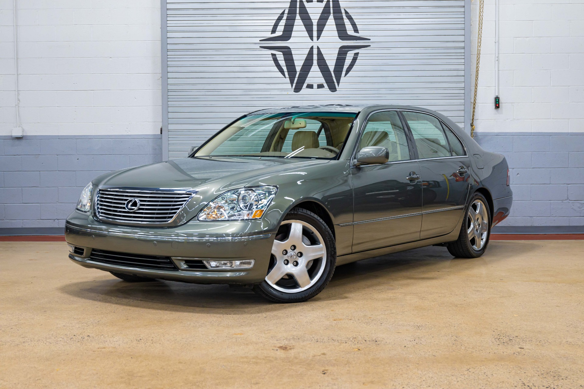 LEXUS LS430 ボディ The Story of Building Widebody LEXUS LS430VIP / ULTRACE 2020
